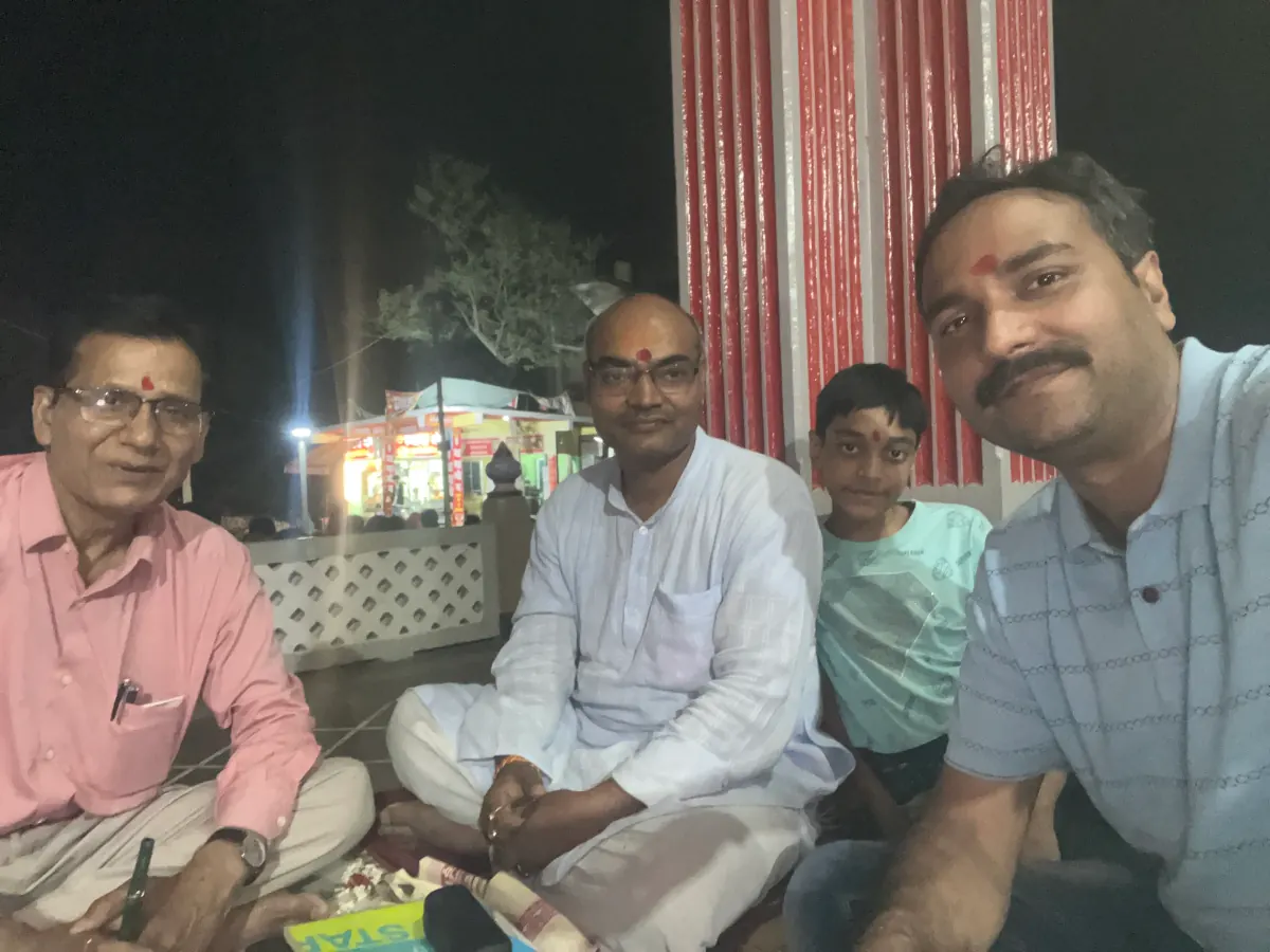 Dr. Dadhichy providing astrology consultation to client
